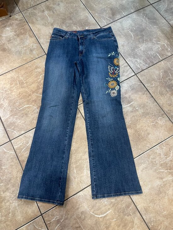 MU Jeans Denim - MU Jeans Y2K Embroidered Bootcut Jeans Size 18 32" Inseam